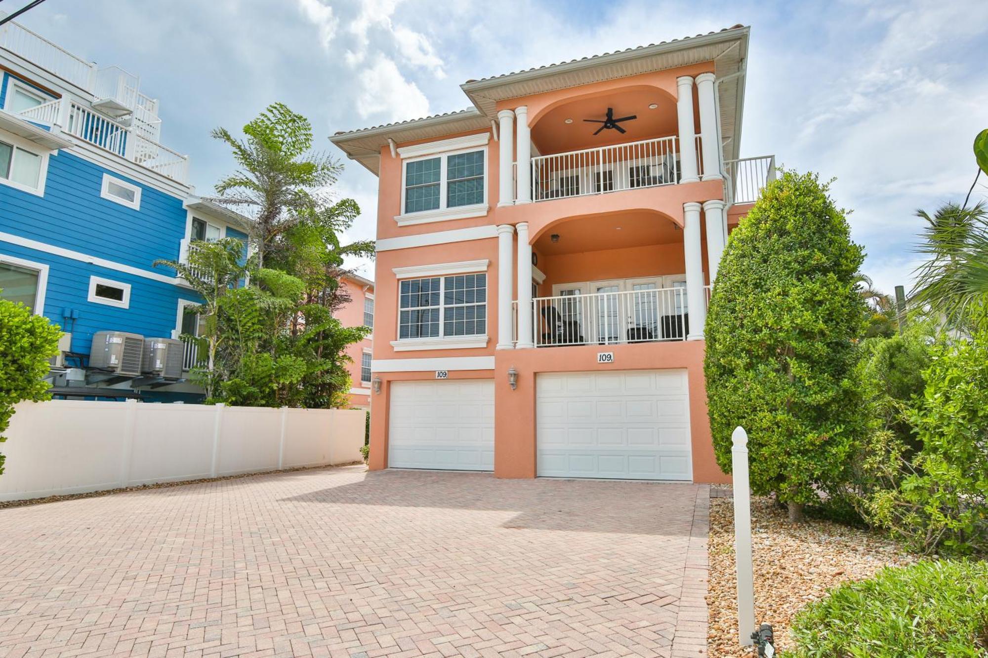 Hibiscus Hideaway B - Top Floor Unit Bradenton Beach Bagian luar foto